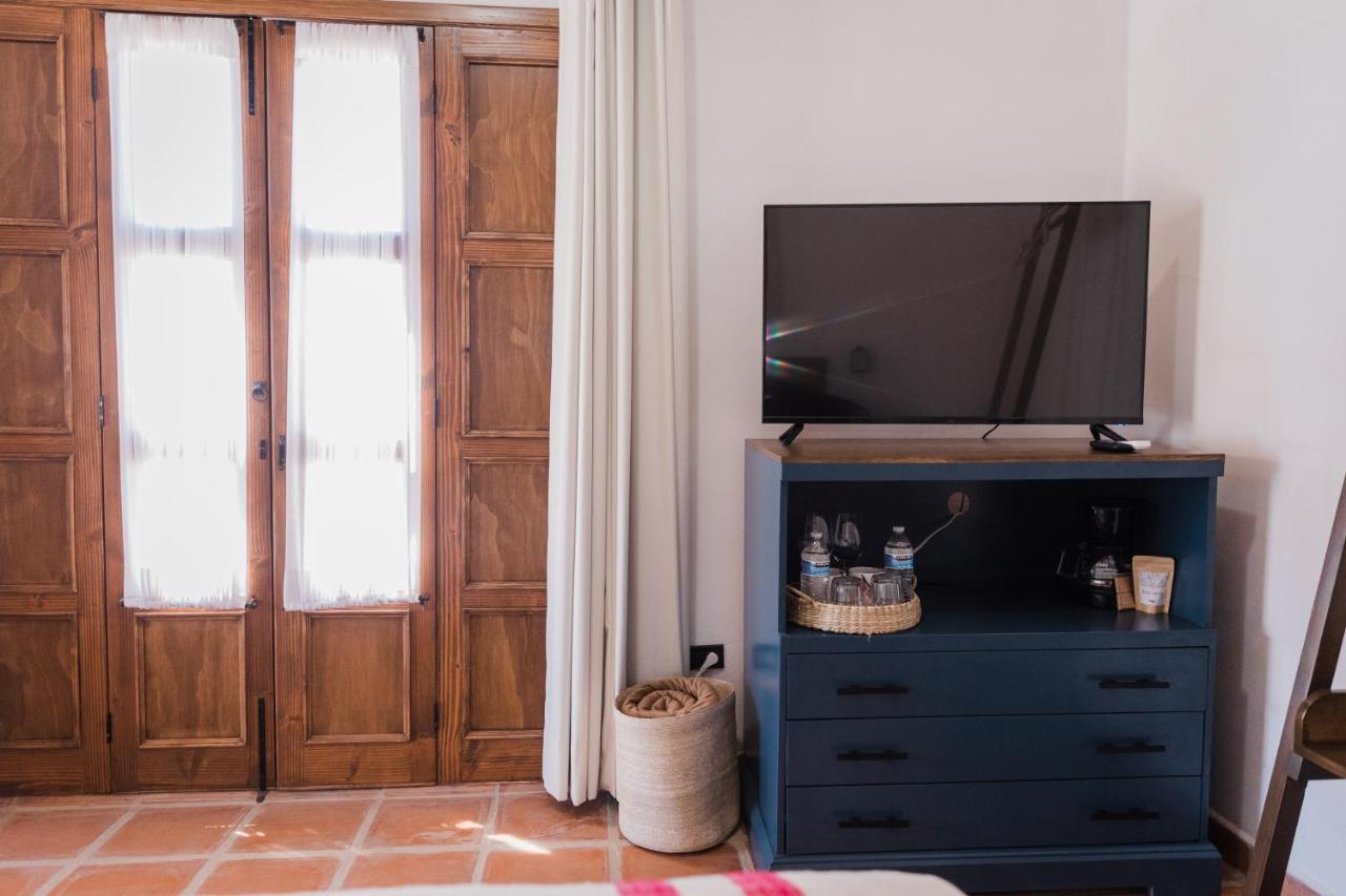 Casa Entrevez Bed & Breakfast บาเย เด กัวลาลูเป ภายนอก รูปภาพ